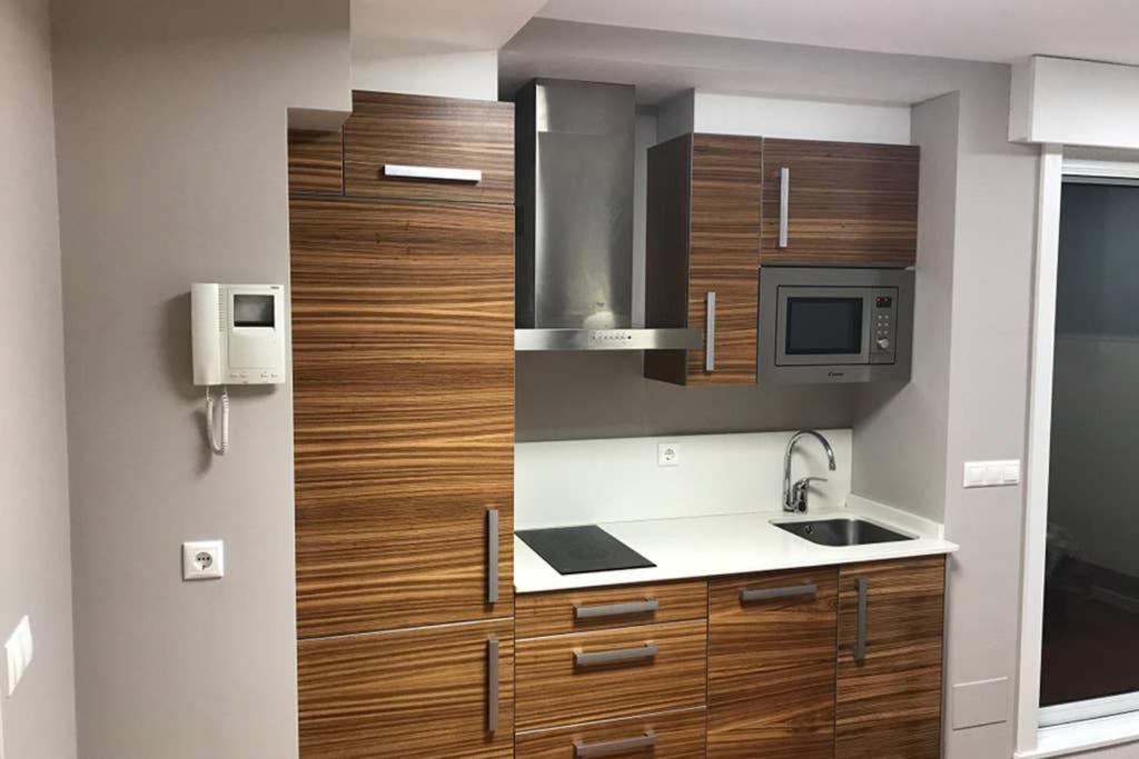 Apartament Loft Con Entrada Autonoma/Terraza/Wifi En Centro A Coruña Zewnętrze zdjęcie