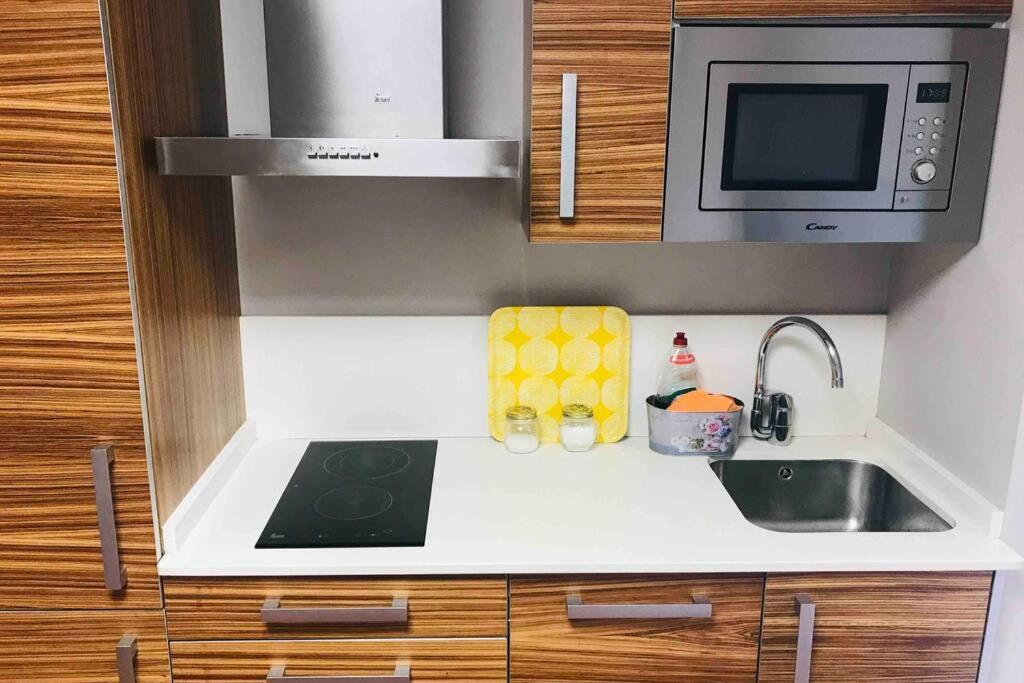 Apartament Loft Con Entrada Autonoma/Terraza/Wifi En Centro A Coruña Zewnętrze zdjęcie